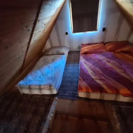 度假居 U Polovnika *