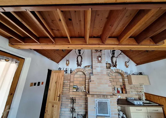 U Polovnika Nyaraló Nova Sedlica